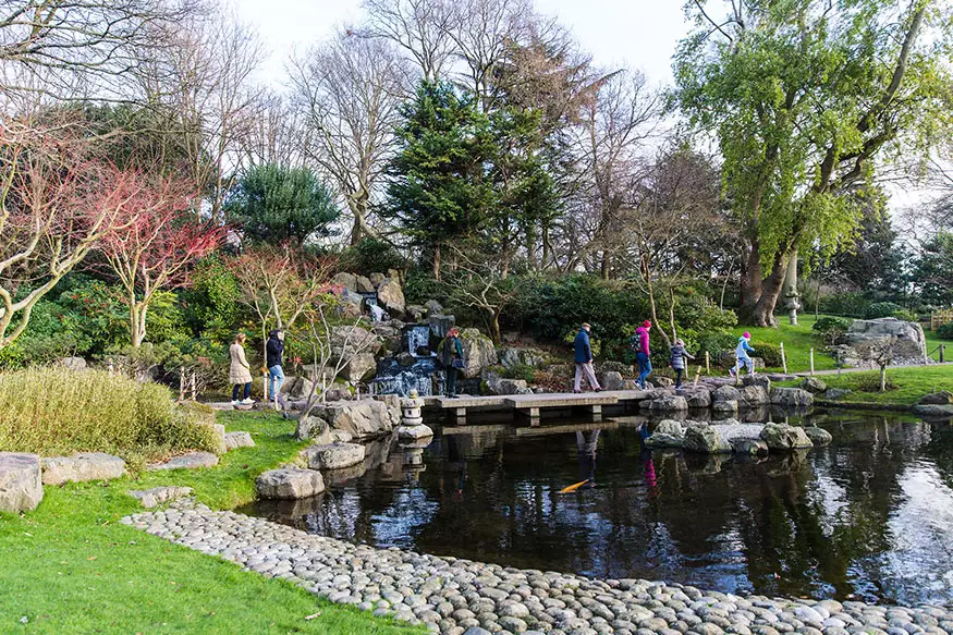 Proposal photography at Kyoto Gardens